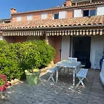 Presqu\'Ile De Giens, Maison Rdc Avec Acces Et Jardin Prives Sans Vis-A-Vis, Piscine, Plages A 2 Min A Pieds